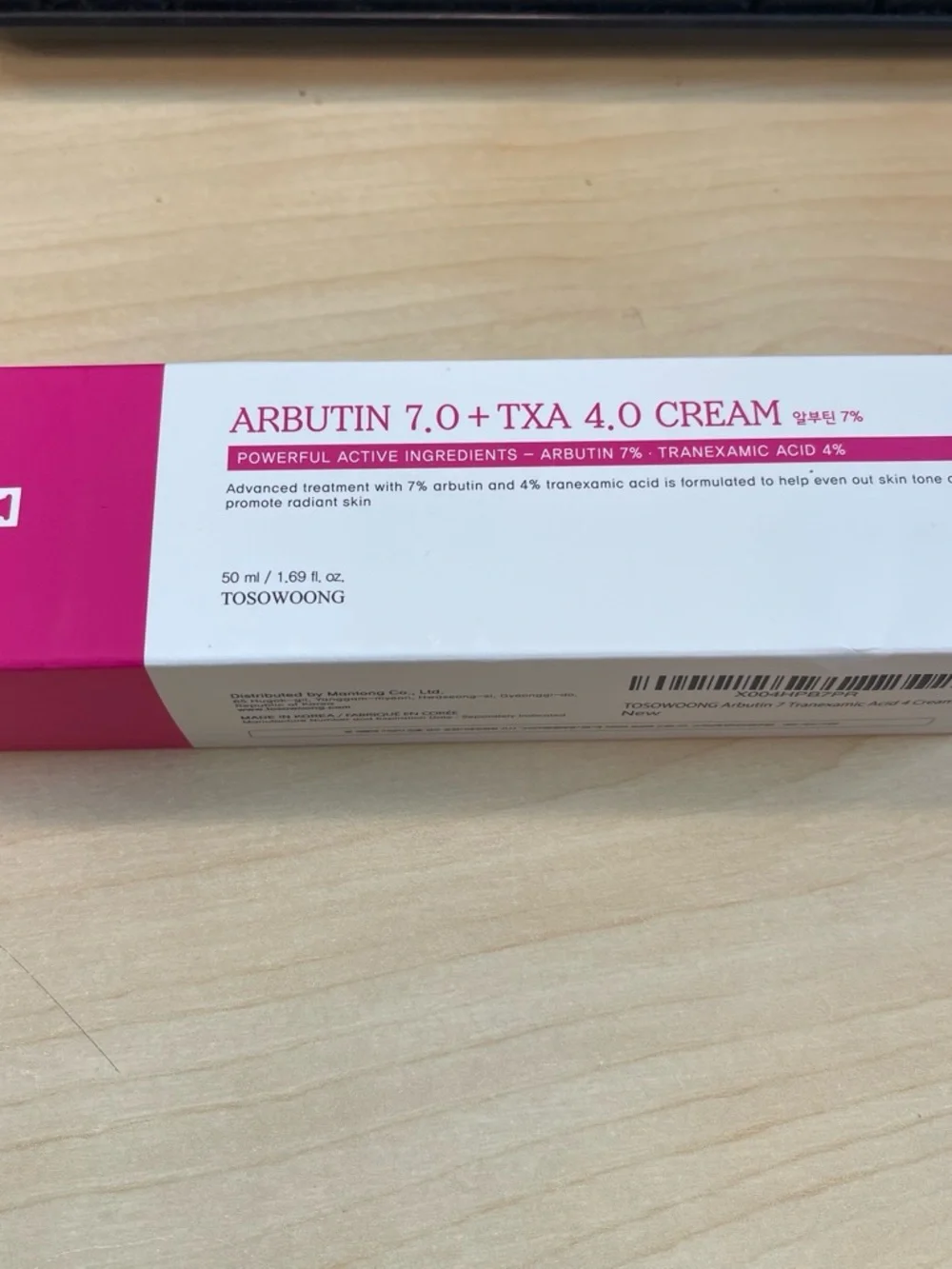 Arbutin 7.0 + TXA 4.0 Cream in White & Pink